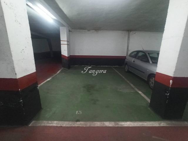Garaje en alquiler en Algorta, Getxo