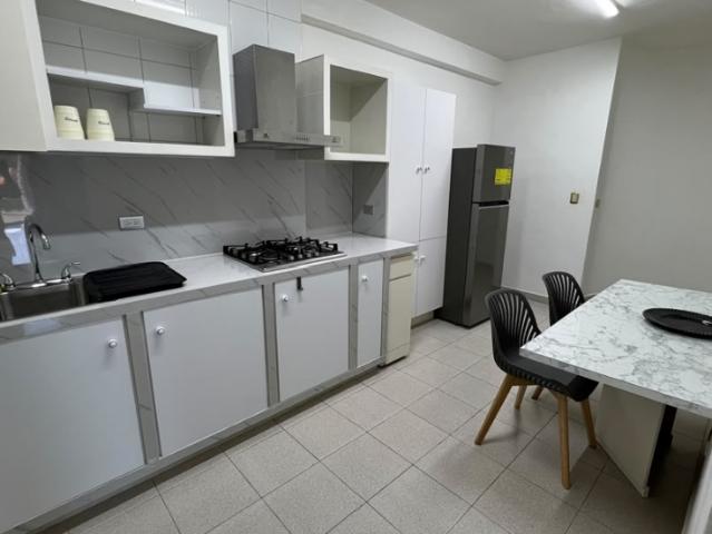 Apartamento en alquiler en El Hato, Caracas
