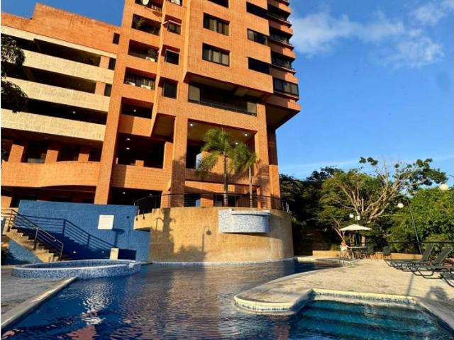 Apartamento en alquiler en Valle Arriba, Caracas