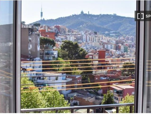 Piso en alquiler en Barcelona, la Font d'en Fargues