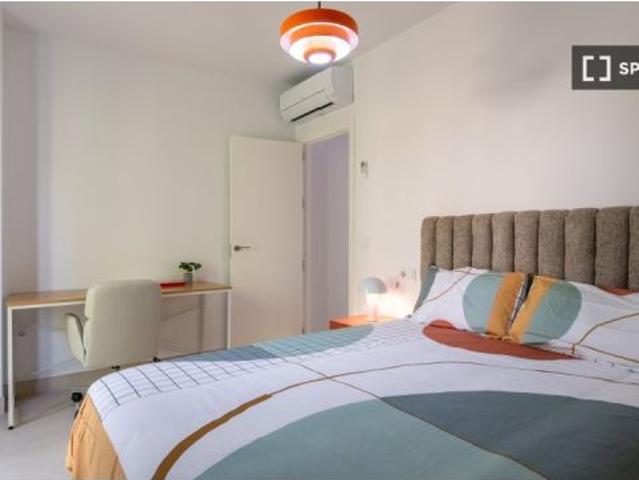 Piso en alquiler en Cerro-Amate, Sevilla