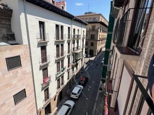Piso en alquiler en Casco Antiguo, Iruñerria