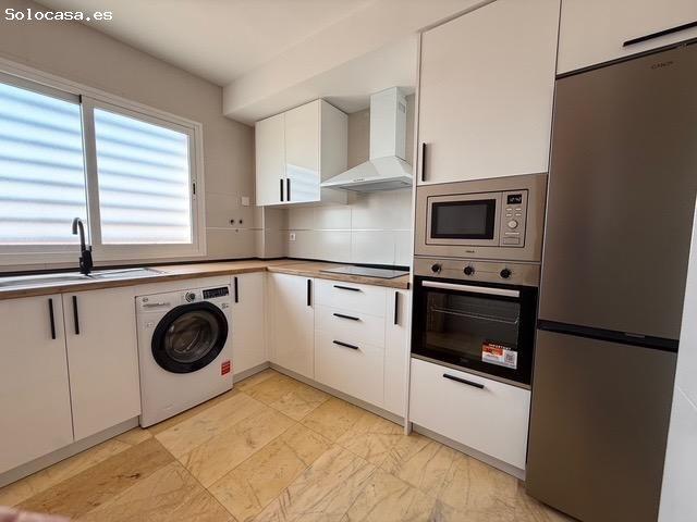 Piso en alquiler en Los Depósitos, Roquetas De Mar