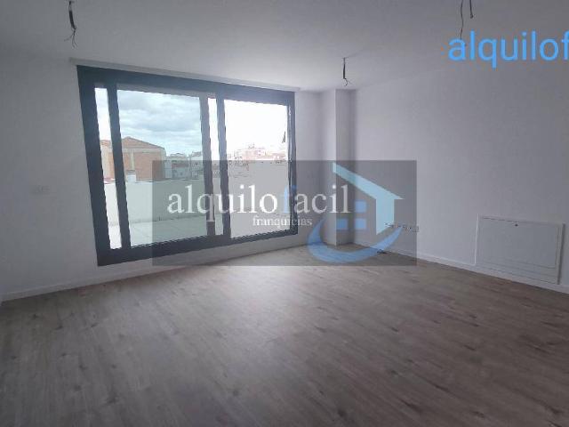 Apartamento en alquiler en Centro, Albacete