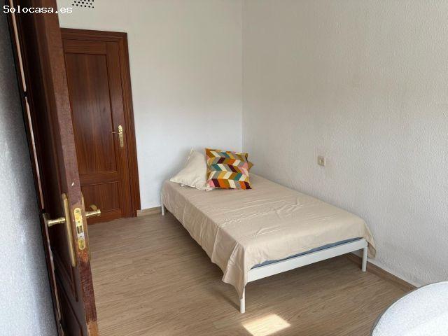 Piso en alquiler en Joaquina Eguaras, La Granada