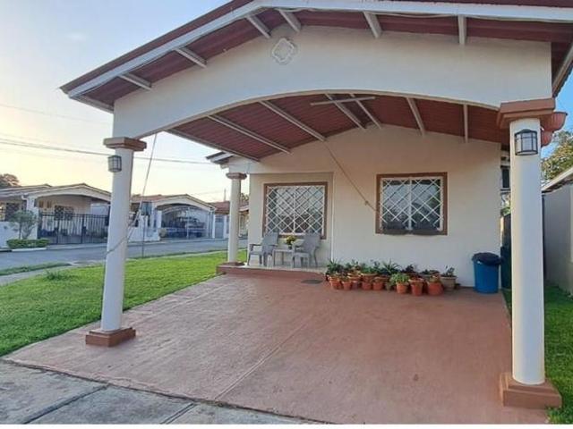 Se alquila casa amoblada en verde real, la chorrera