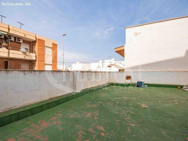 Casa en alquiler en Los Montesinos, Valencia