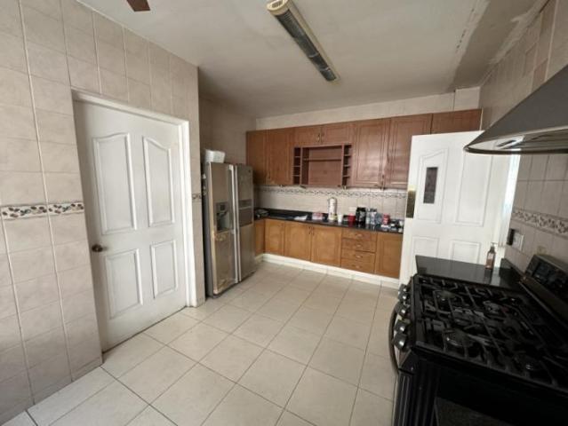 Se alquila casa en altos de panama