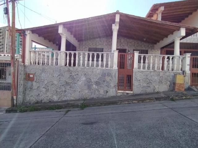 Casa en alquiler en Los Teques, Miranda