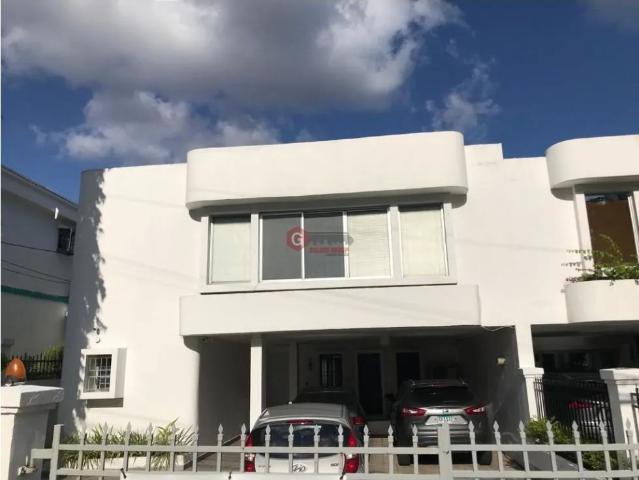Casa alquiler en Obarrio, Bella Vista