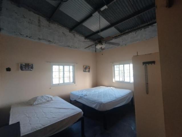 Se alquila casa en pedasí