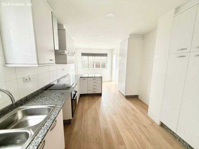 Casa en alquiler en l'Horta Nord, Valencia