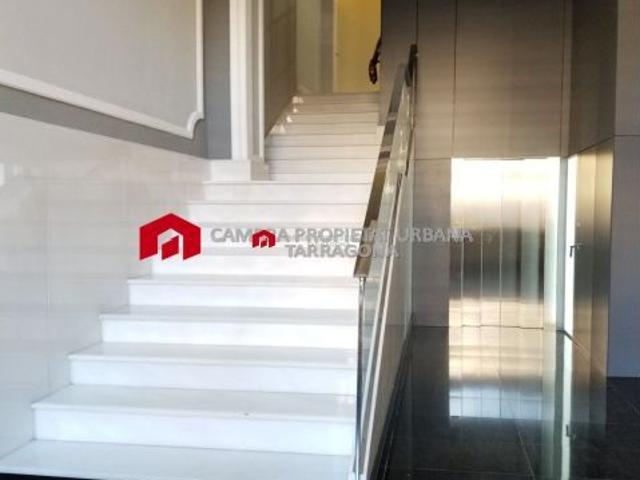 Local Comercial en alquiler en Tortosa, els Dolors