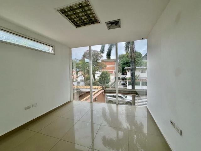 Edificio en alquiler en Miranda, Carabobo