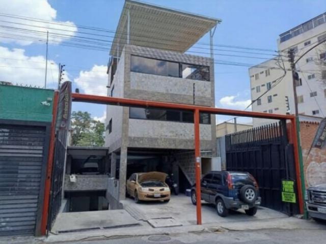 Edificio en alquiler en Leoncio Martínez, Miranda