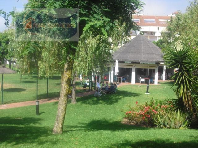 Piso en alquiler en Nuevo Portil, Costa Occidental