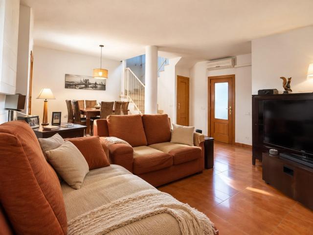 Casa en alquiler en La Plana de Utiel-Requena, Valencia