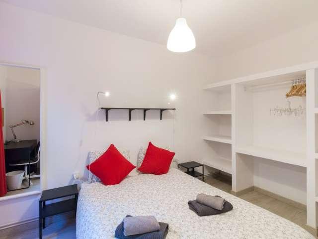 Habitación en alquiler en Districte III, Barcelonès
