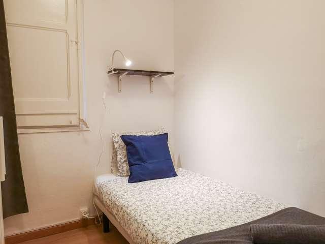 Habitación en alquiler en Districte III, Barcelonès