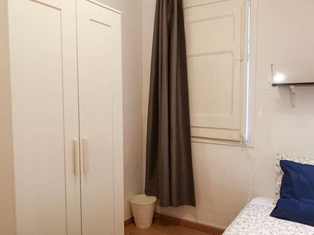 Habitación en alquiler en Districte III, Barcelonès
