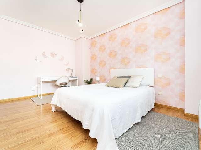 Habitación en alquiler en Sevilla La Nueva, Madrid