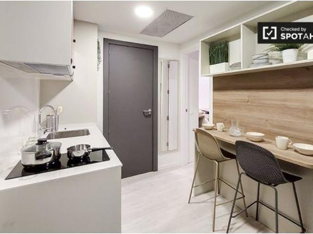 Casa en alquiler en Valencia De Las Torres, la Petxina