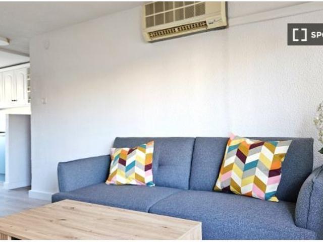 Piso en alquiler en 500 Viviendas, Almería