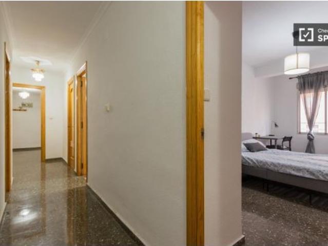 Piso en alquiler en Valencia De Las Torres, Benicalap
