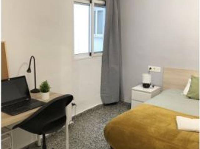 Piso en alquiler en Burjassot, València / Valencia