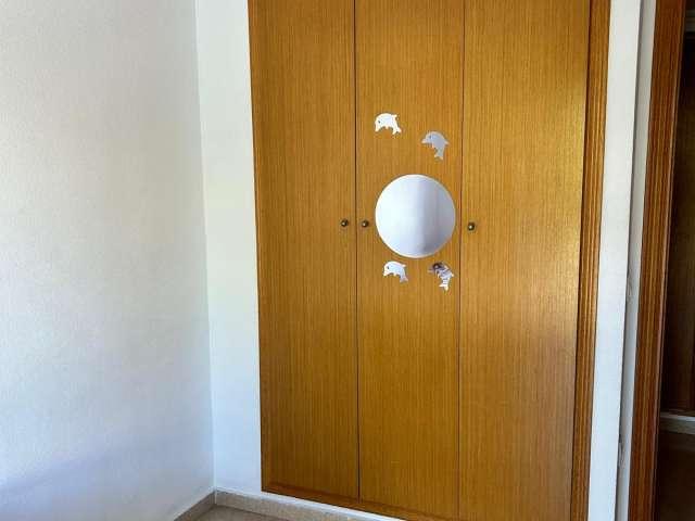 Habitación en alquiler en Paterna, Lloma Llarga