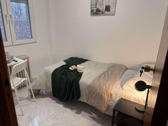 Habitación en alquiler en La Avanzada - La Cueva, Fuenlabrada