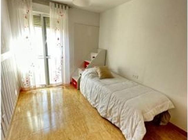 Piso en alquiler en 500 Viviendas, Almería