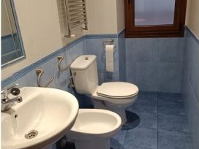 Piso en alquiler en La Tenderina, Oviedo