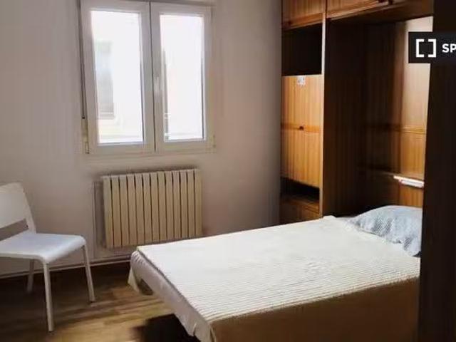 Casa en alquiler en Milagrosa-Arrosadia, Iruñerria