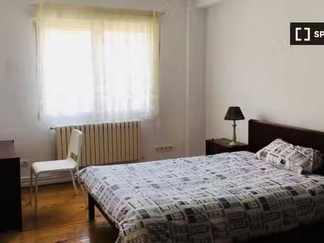 Casa en alquiler en Milagrosa-Arrosadia, Iruñerria