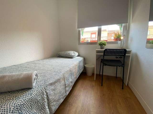 Habitación en alquiler en Puente de Vallecas, Madrid