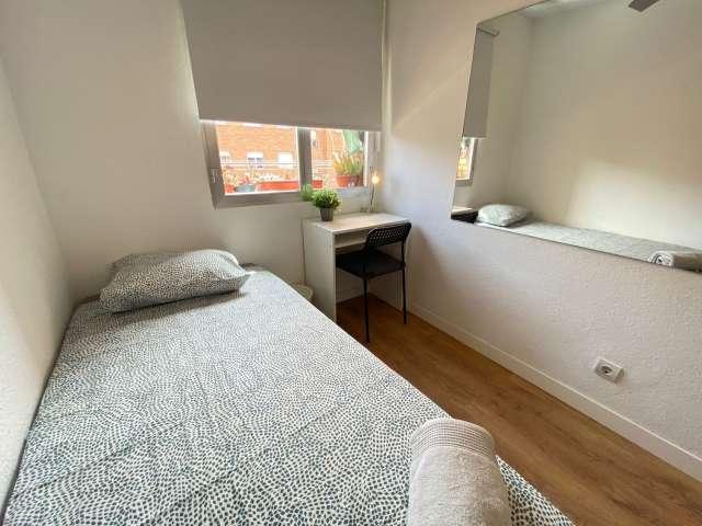 Habitación en alquiler en Puente de Vallecas, Madrid