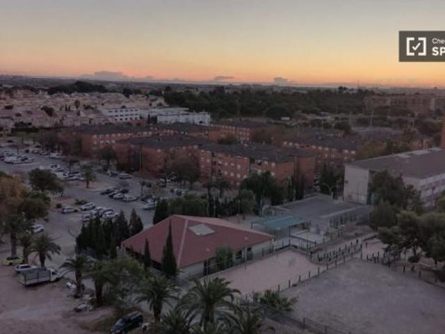 Piso en alquiler en la Coma, l'Horta Nord