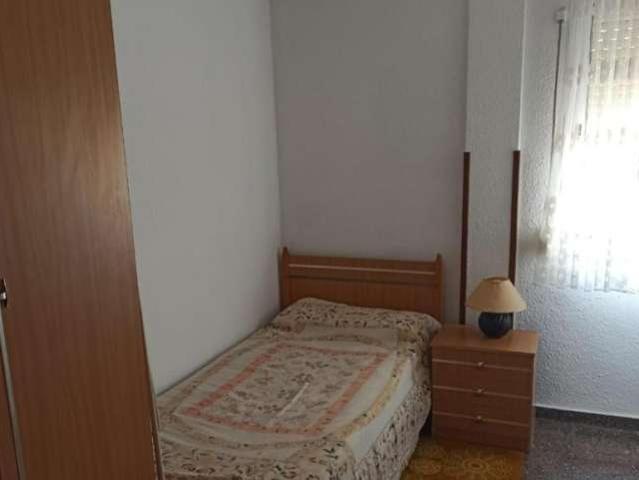 Habitación en alquiler en Joan XXIII, Alicante