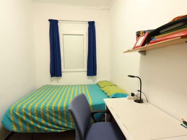 Habitación en alquiler en Sants-Montjuïc, Barcelonès