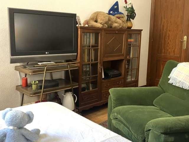 Habitación en alquiler en Segundo Ensanche, Iruñerria