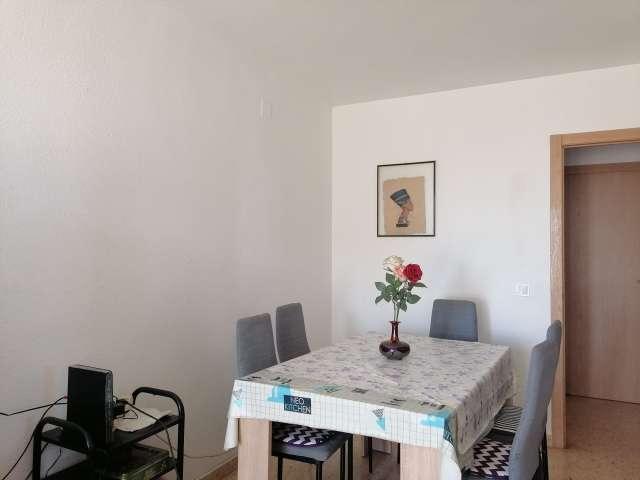 Habitación en alquiler en Paterna, la Coma
