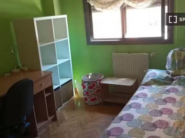 Casa en alquiler en Puente de Vallecas, Madrid