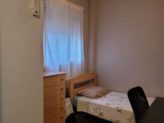 Habitación en alquiler en Cerro-Amate, Sevilla