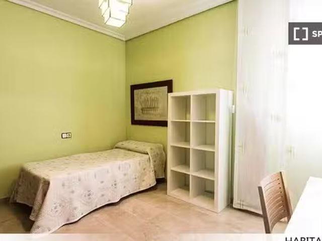 Casa en alquiler en Cerro-Amate, Sevilla