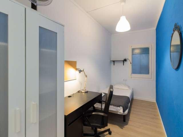 Habitación en alquiler en Sants-Montjuïc, Barcelonès