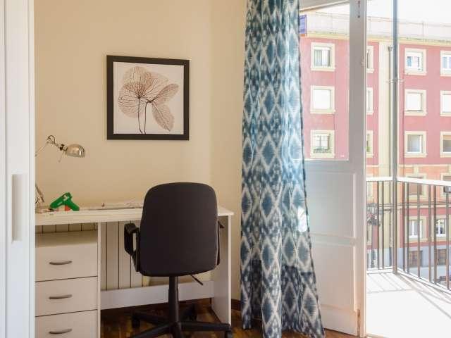 Habitación en alquiler en Oviedo, Pumarín