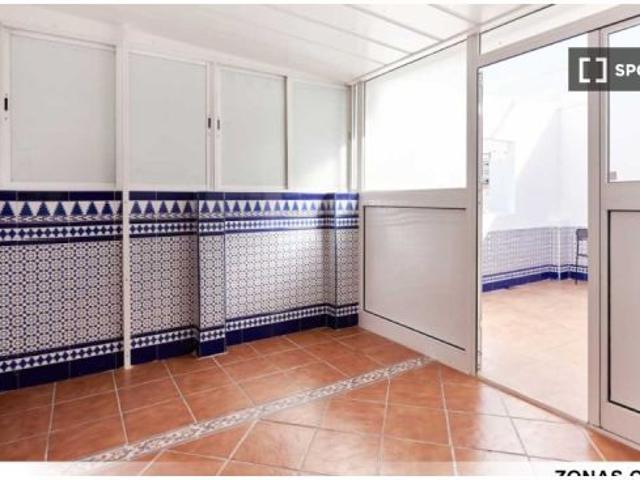 Piso en alquiler en Cerro-Amate, Sevilla