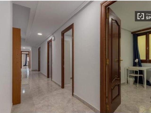 Piso en alquiler en Valencia De Las Torres, Camí Fondo