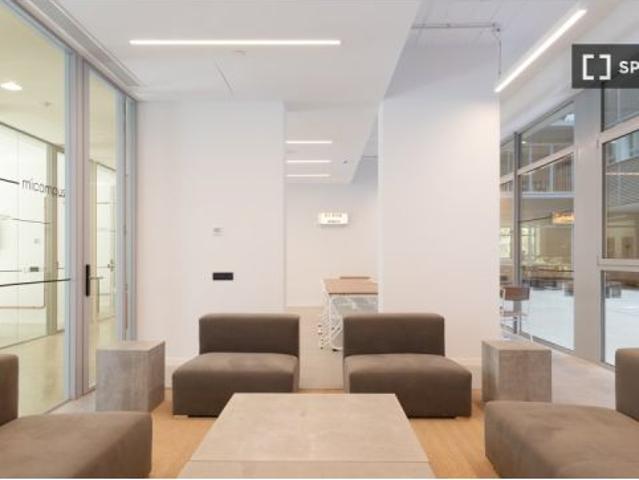 Piso en alquiler en La Mina - districte 6, Barcelonès